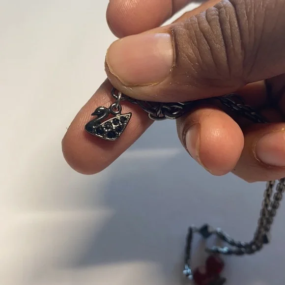 Vintage Retro Silver Tone  Necklace with Heart Shaped Red Drop Pendant Swarovski - Picture 3 of 4